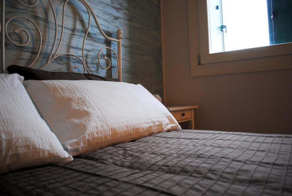 Bed And Breakfast Castello Villafranca di Verona Room photo